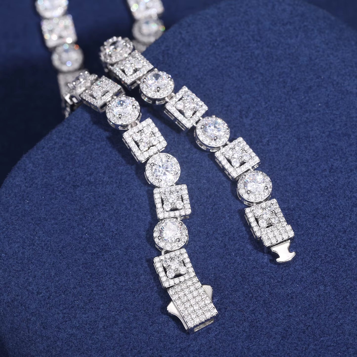 8mm Moissanite Clover Link Chain